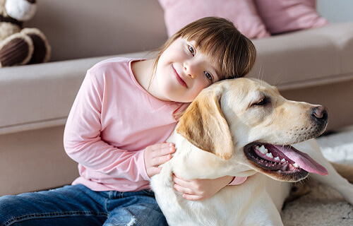 Las mascotas pueden ayudar a personas con síndrome de dawn